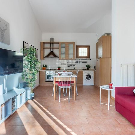 Four Shades Of Pisa Apartments מראה חיצוני תמונה
