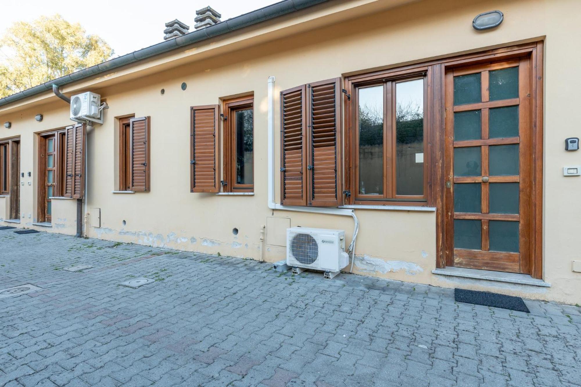 Four Shades Of Pisa Apartments מראה חיצוני תמונה